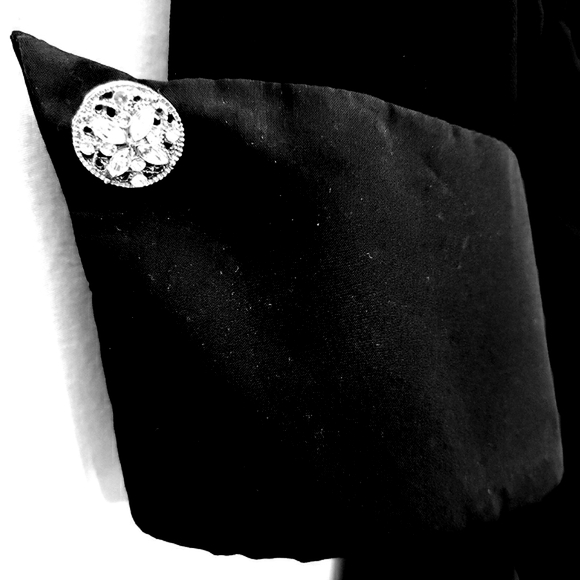 La Nouvelle Renaissance 1950's Black Retro Inspired Swing Dress - Picture 10 of 17